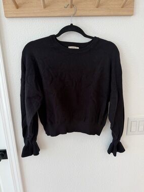 Mod Ref Black Sweater with Ruffle Sleeves